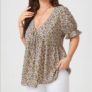 SHEIN Floral Top